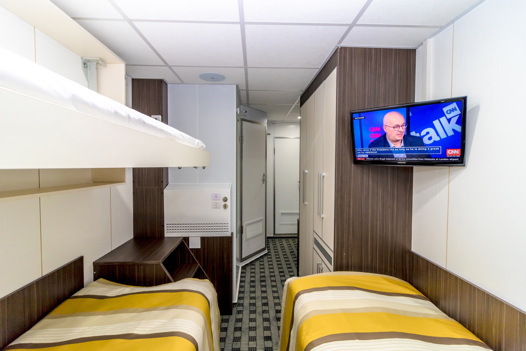 CroisiEurope MS Kronstadt Triple Cabin 3.jpg